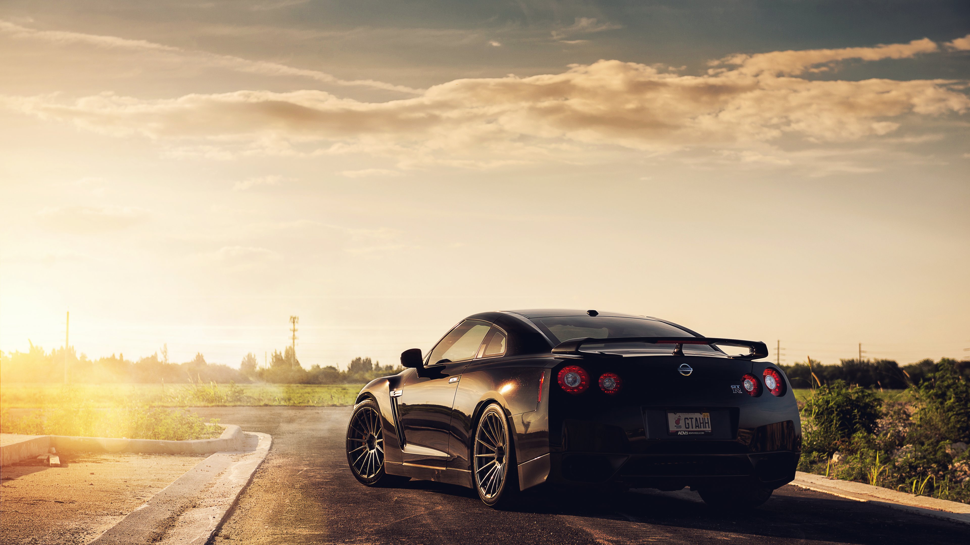 Nissan GTR - PS4Wallpapers.com